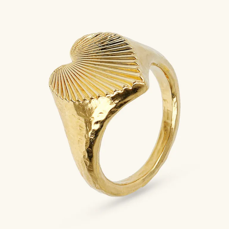 Anello Chevalier in Argento 925 Placcato Oro Giallo 18kt con Cuore Texture Rigata