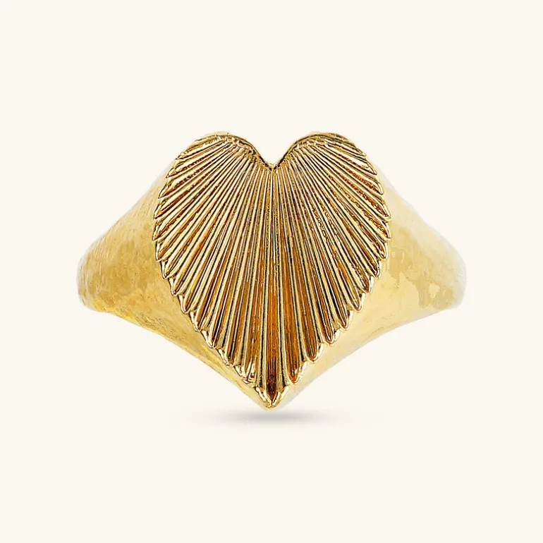Anello Chevalier in Argento 925 Placcato Oro Giallo 18kt con Cuore Texture Rigata