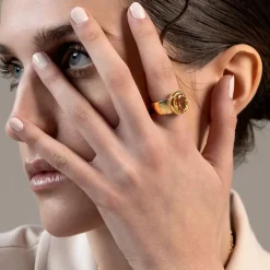 Anello Cocktail Martellato in Argento 925 placcato Oro Giallo 18Kt con Pietra Naturale Ovale