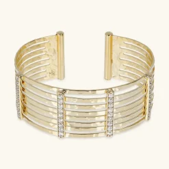 Bracciale a Fascia Rigido Martellato con Cubic Zirconia