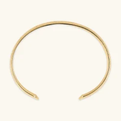 Bracciale a Fascia Rigido Superficie Lavorata