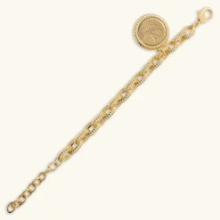 Bracciale Maglie Ovali Texture Rigata con Ciondolo Moneta