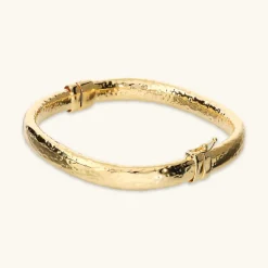 Bracciale Rigido Quadrato Martellato