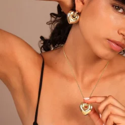 Orecchini a Cerchio con Pendente Cuore Martellato