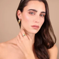 Orecchini Ovali Martellati con Pavé di Cubic Zirconia